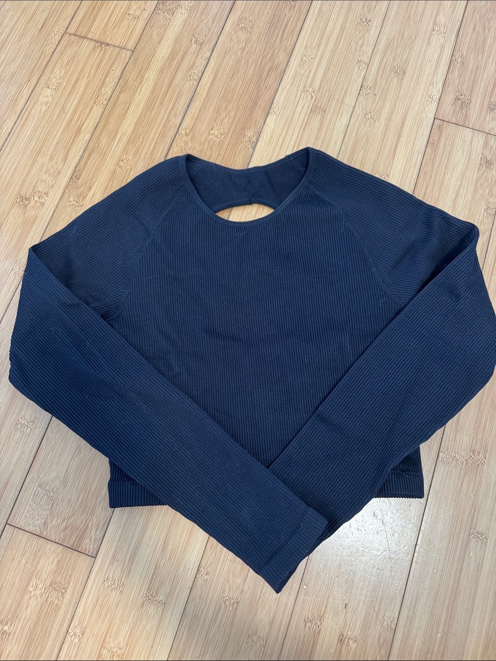 Women's Ribbed Long-Sleeve Crop Top